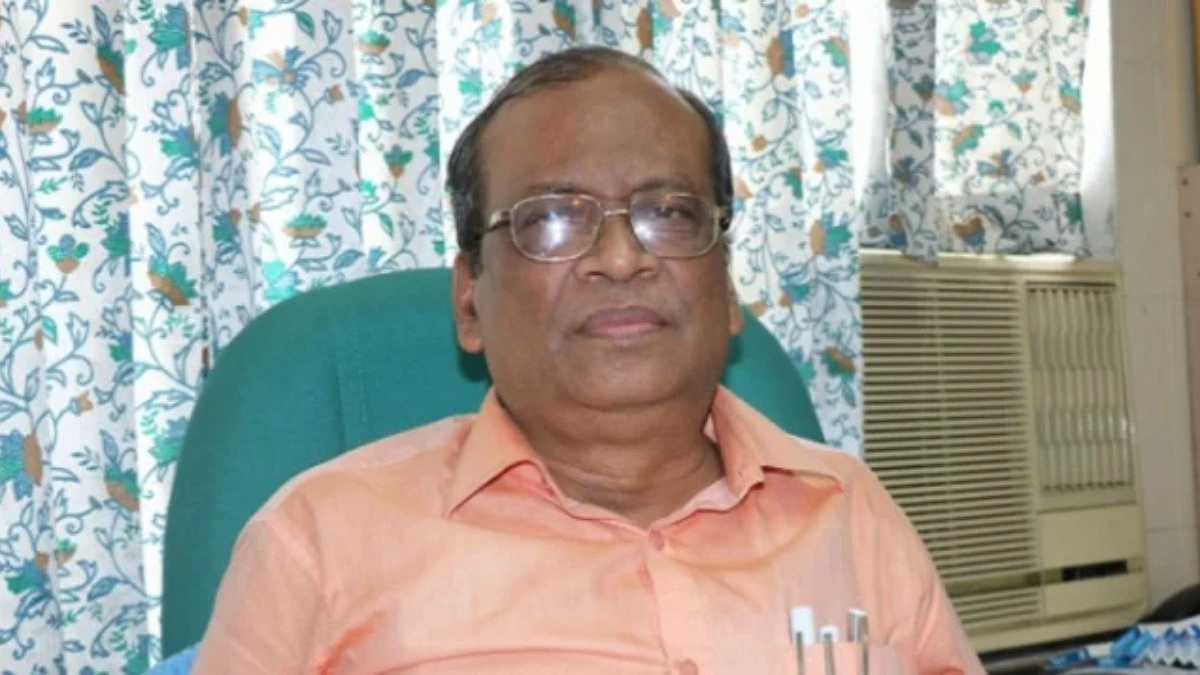ইমেরিটাস পদ বাতিল, বেতন ফেরতের নির্দেশ ডা. এ বি এম আবদুল্লাহকে