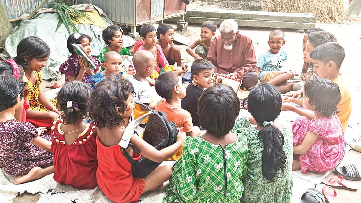 ১ টাকার শিক্ষক লুৎফর রহমান