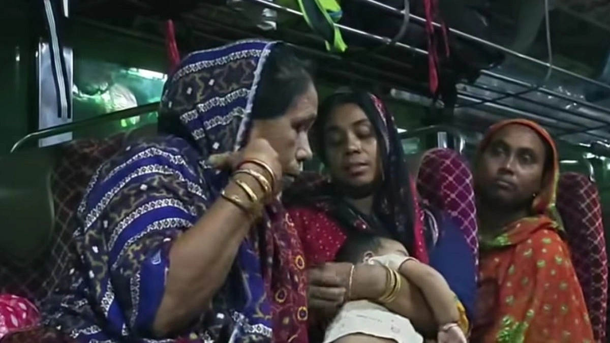 পুশব্যাকের আগে হোল্ডিং সেন্টারে ৩১ জন, বাড়ছে রাজনৈতিক বিতর্ক