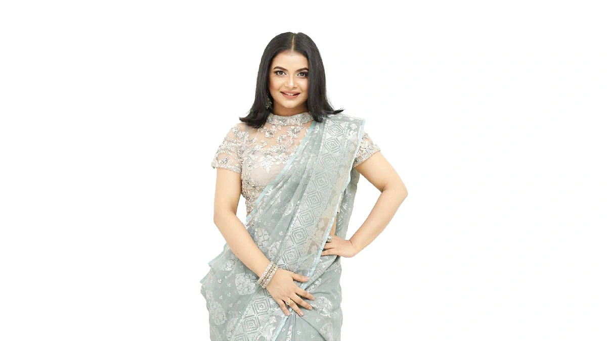 আমি এখন ফুলটাইম গৃহিণী পার্টটাইম অভিনেত্রী
