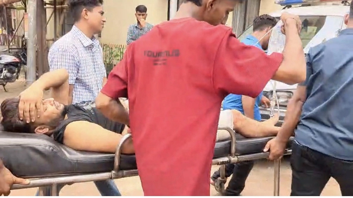 দুপক্ষে আধিপত্যের সংঘর্ষে গুলি, প্রাণ গেল তরুণের
