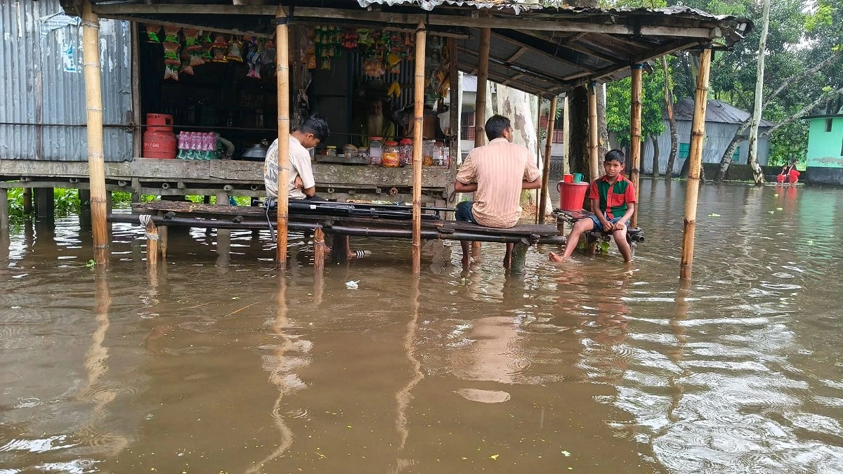 তিস্তার পানি কমলেও দুর্ভোগ কমেনি