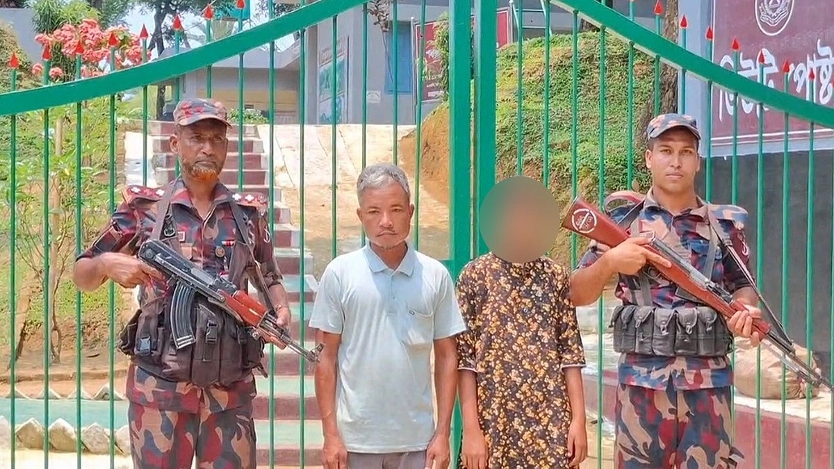 কিশোরীকে ভারতে পাচারের চেষ্টা, আটক পাচারকারী