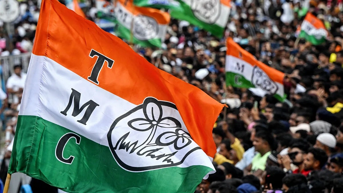 তৃণমূলের কোষাগারের নিয়ন্ত্রণ কার হাতে যাবে?