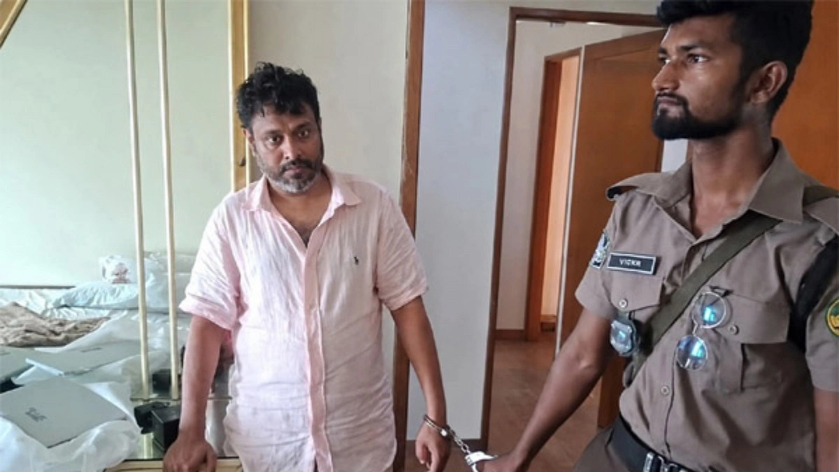 বাথরুমের ফলস সিলিং থেকে গ্রেপ্তার প্রযোজক বাশার