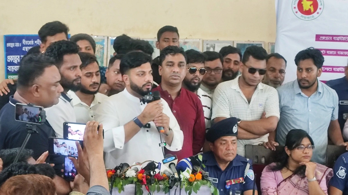 মুক্তিযুদ্ধকে অসম্মান করলে আরেকটি গণঅভ্যুত্থান হবে : ইশরাক হোসেন