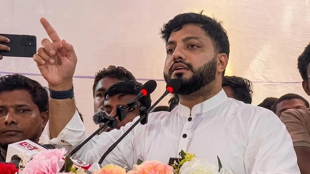 গণহত্যার দায়ে জামায়াত ও আওয়ামী লীগ একই সূত্রে গাঁথা: ইশরাক হোসেন