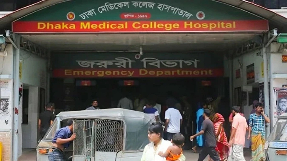রাজধানীতে একই পরিবারের ৩ জনকে কুপিয়ে জখম