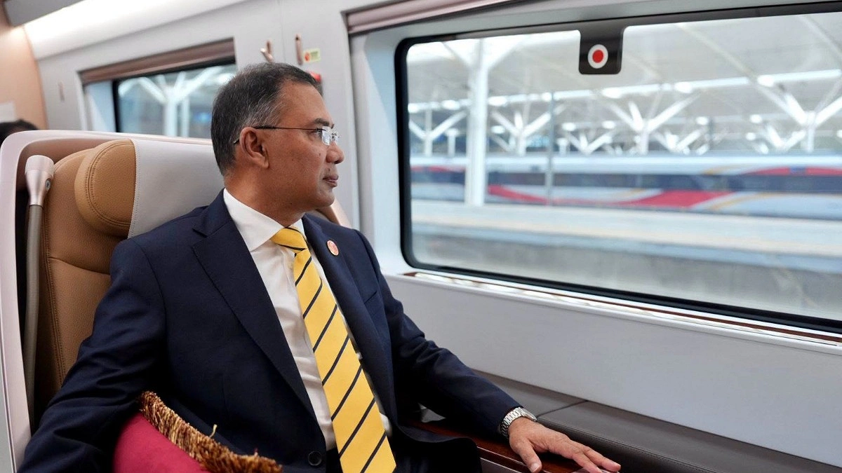 বেইজিং পৌঁছেছেন প্রধানমন্ত্রী তারেক রহমান