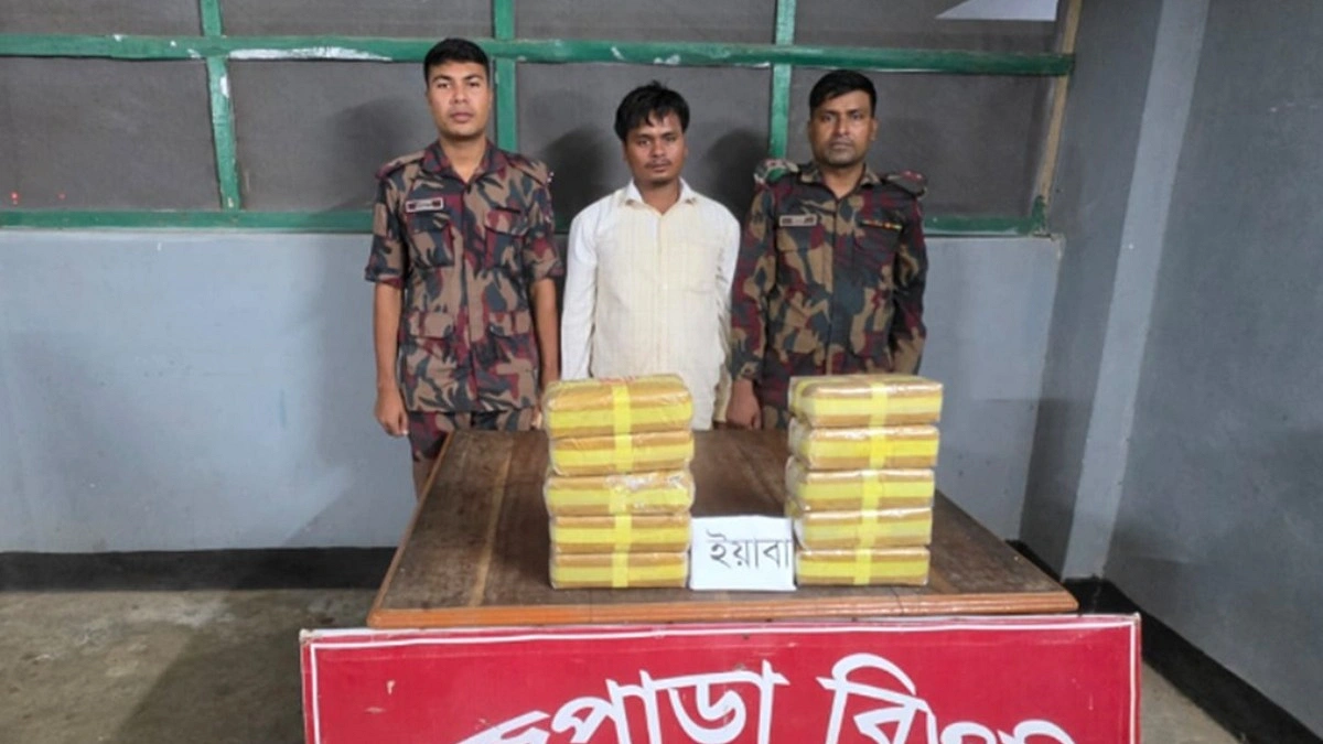 এক লাখ পিস ইয়াবাসহ যুবক আটক