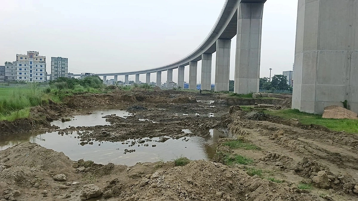পদ্মা সেতুর পিলারের নিচ থেকে মাটি কাটা অনুমোদিত : প্রকল্প কর্তৃপক্ষ