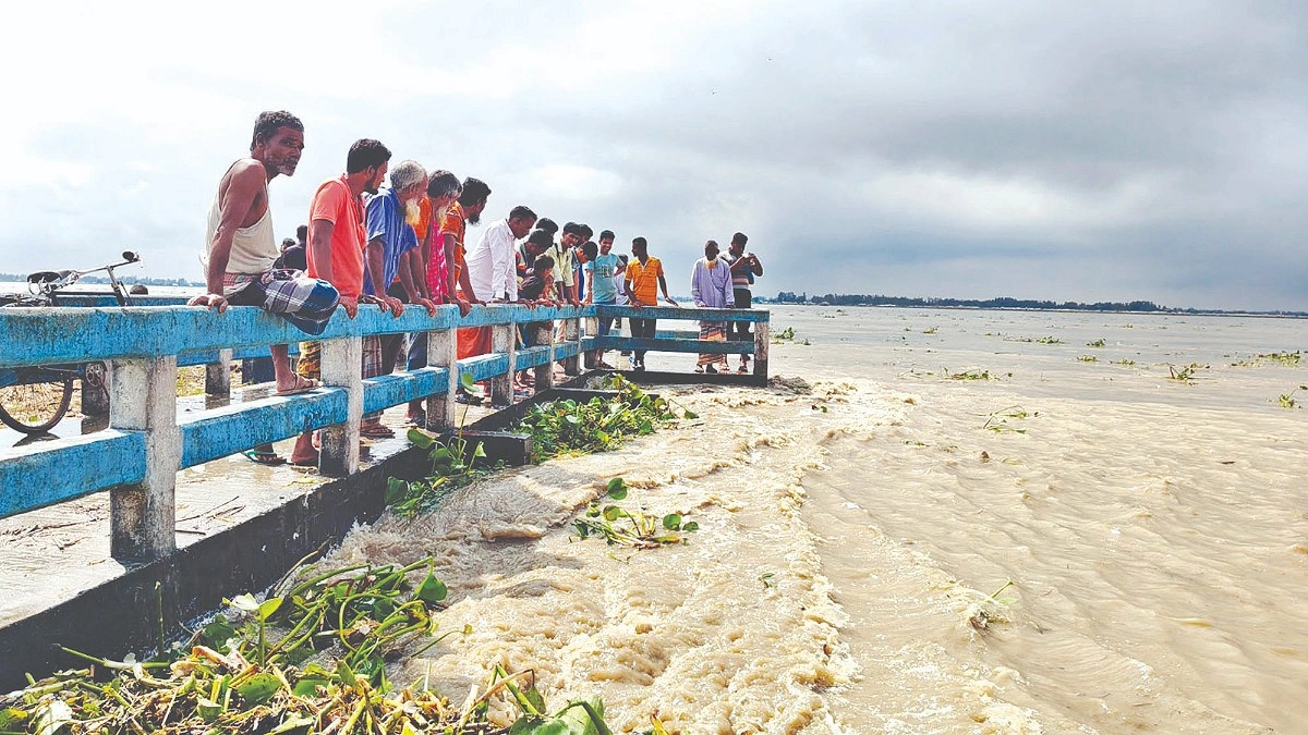 বন্যার ঝুঁকিতে উত্তর-পূর্বাঞ্চল