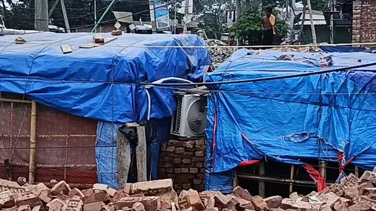 ঝুপড়ি ঘরে এসি-সিসি ক্যামেরা, সুমাইয়ার রাজকীয় আস্তানা