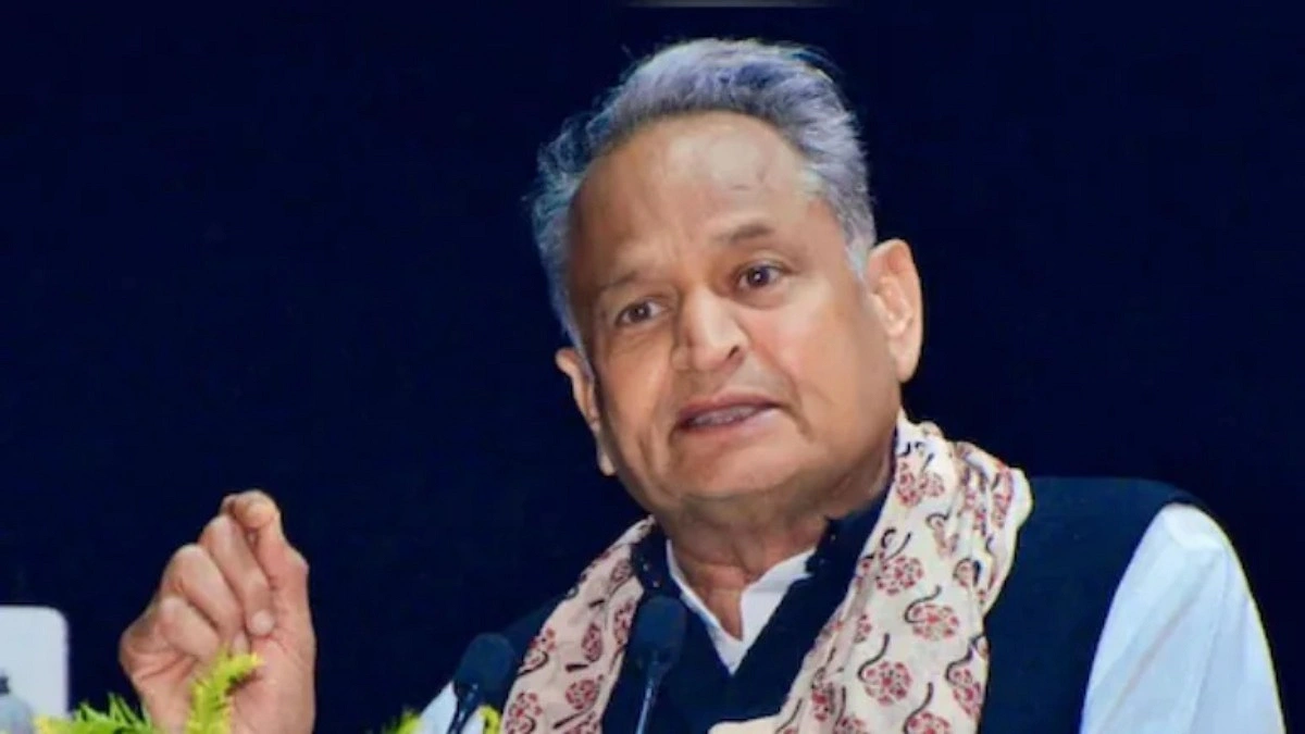 ইন্দিরা গান্ধী বেঁচে থাকলে বিজেপিকে নিষিদ্ধ করতেন: কংগ্রেস নেতা
