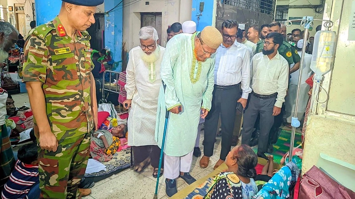 রংপুর মেডিকেল ঘুরে দেখলেন তিন এমপি