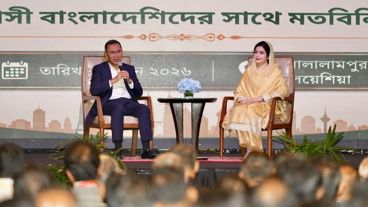 দু’হাজার প্রবাসী বাংলাদেশি আটক, দেশে ফিরতে পারছে না