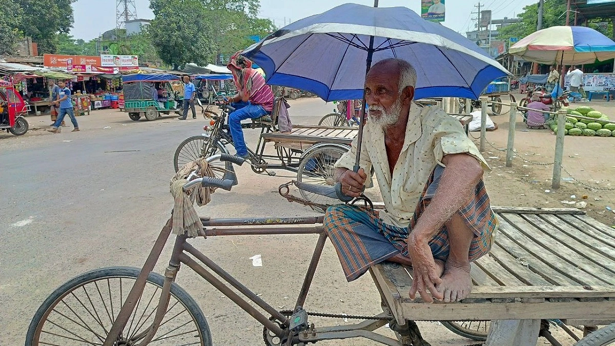 জীবননগরে তাপমাত্রার পারদ ছুঁলো ৩৮ ডিগ্রি, হাঁসফাঁস জনজীবন