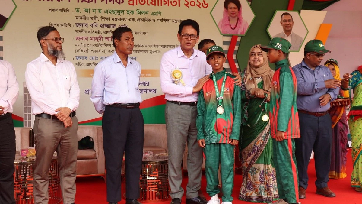 জুলাইয়ে প্রাথমিক শিক্ষার্থীদের বিনামূল্যে স্কুল ড্রেস দেবে সরকার