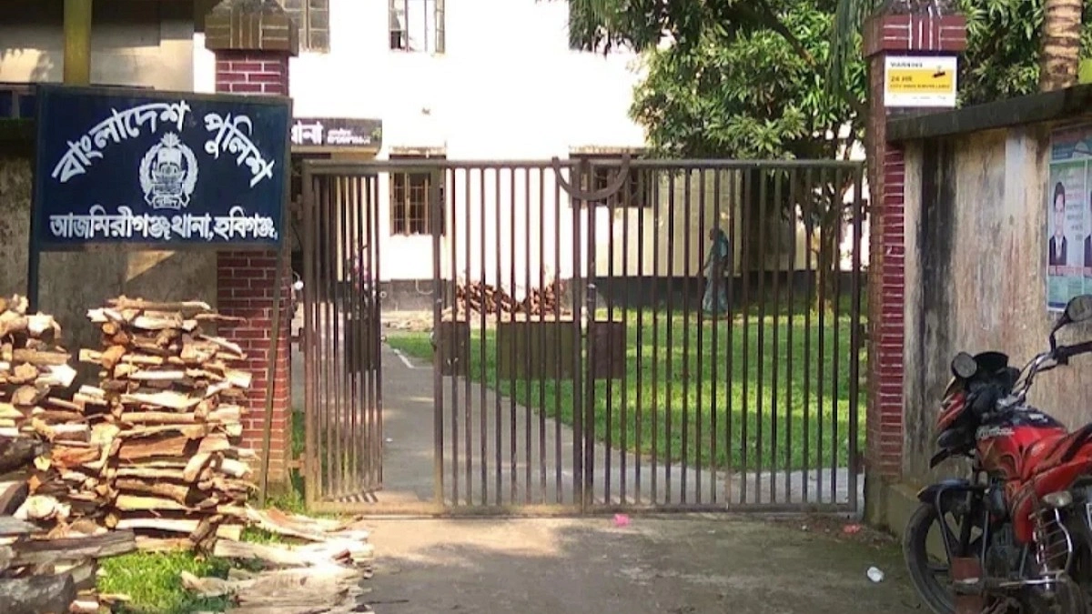 শিশুকে যৌন হয়রানির অভিযোগে যুবক গ্রেপ্তার