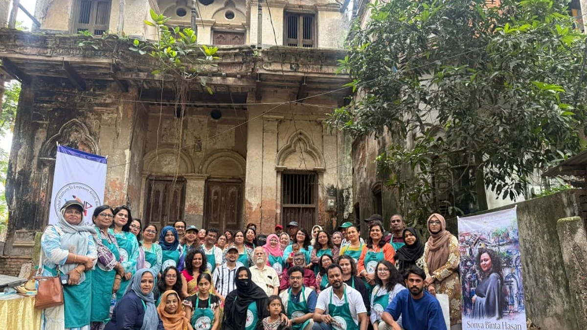 বীরুলিয়া জমিদার বাড়িতে আর্ট ক্যাম্প