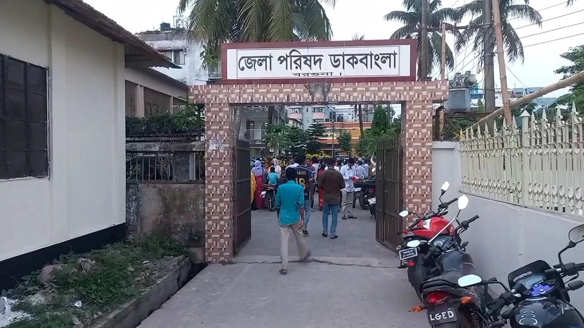 ডাকবাংলোতে মা-দুই মেয়ের মরদেহ, ৭ দিন পর হত্যা মামলা