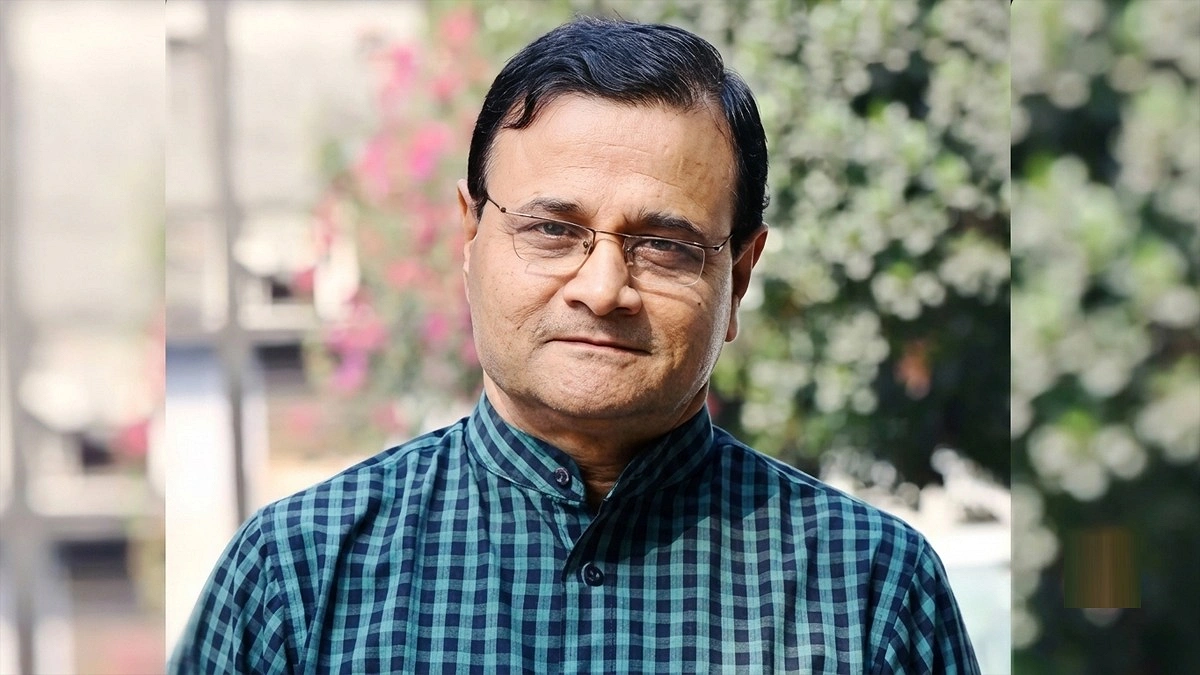 ‘হুমায়ূন স্যার প্রচণ্ড রেগে আমাকে শুটিং থেকে বের করে দিলেন’