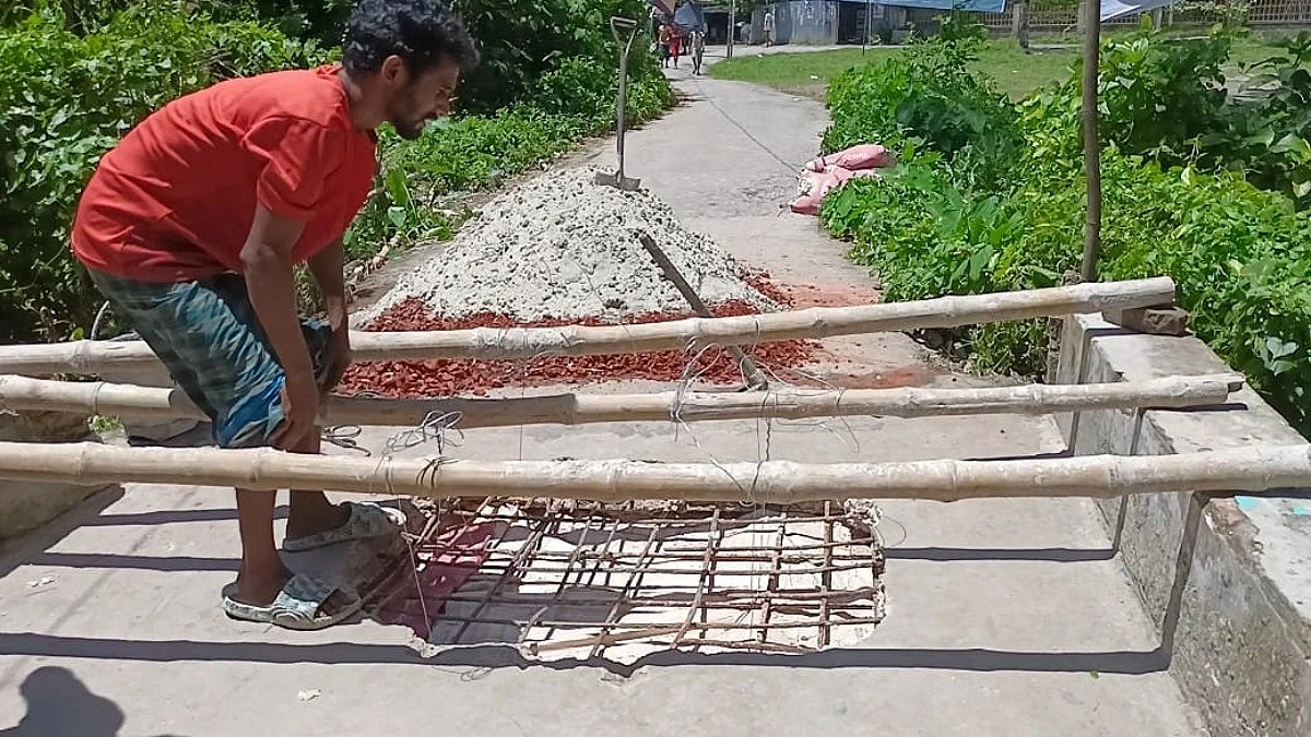 সরকারি বরাদ্দে নয়, স্থানীয়দের হাতেই ফিরল ভাঙা কালভার্টের ‘প্রাণ’