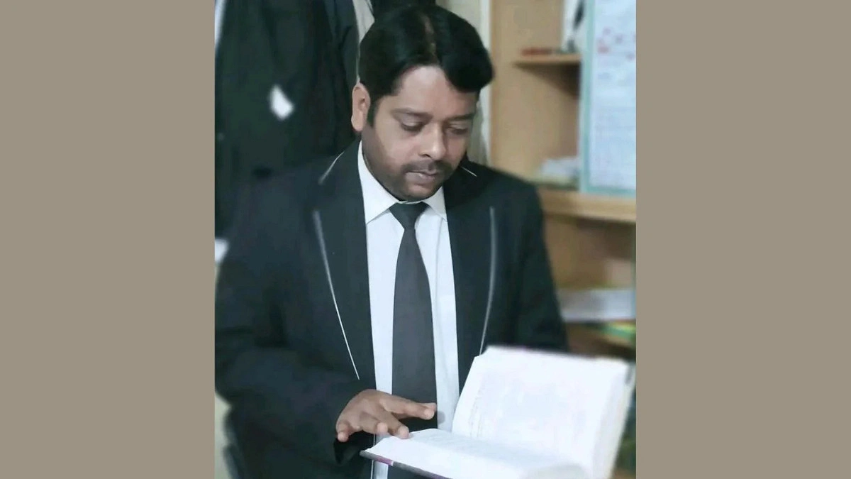 বাগেরহাটে আইনজীবীকে ছুরি মেরে হত্যা