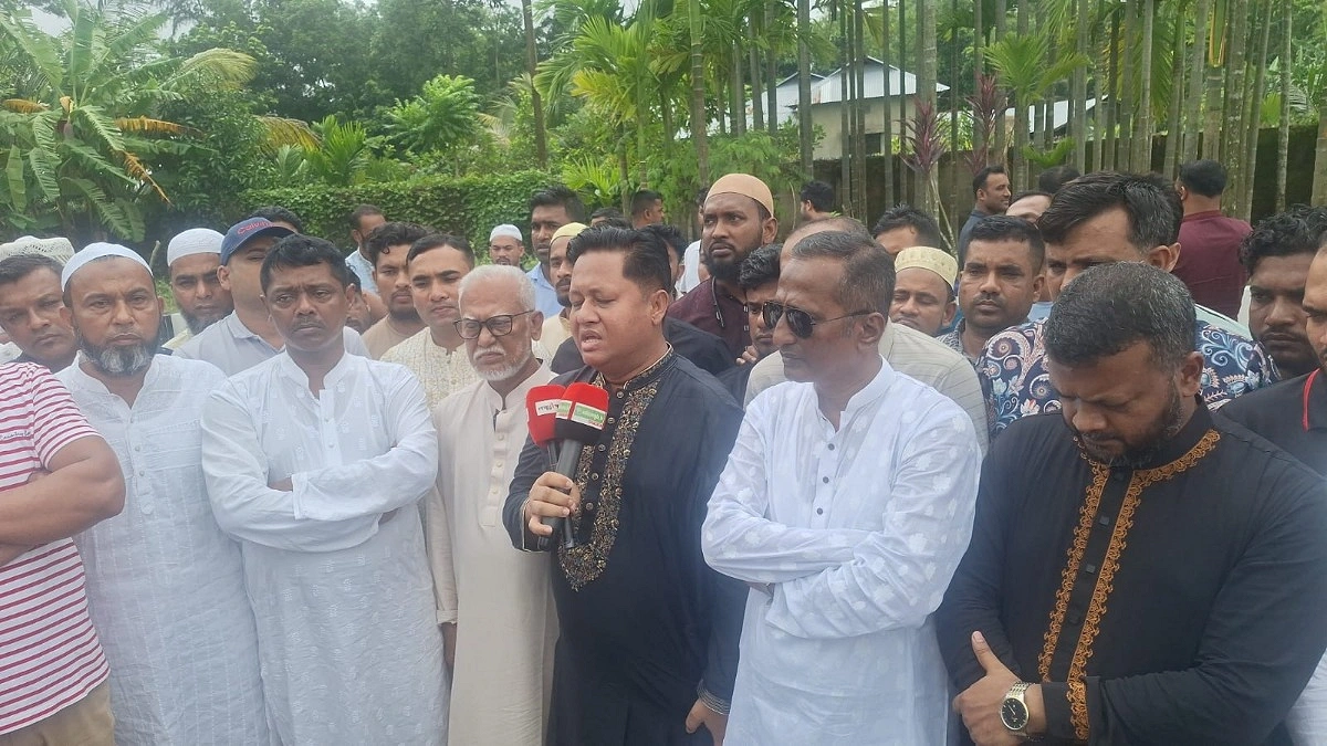 শফিউল বারী বাবুর মৃত্যুবার্ষিকীতে স্বেচ্ছাসেবক দলের শ্রদ্ধা