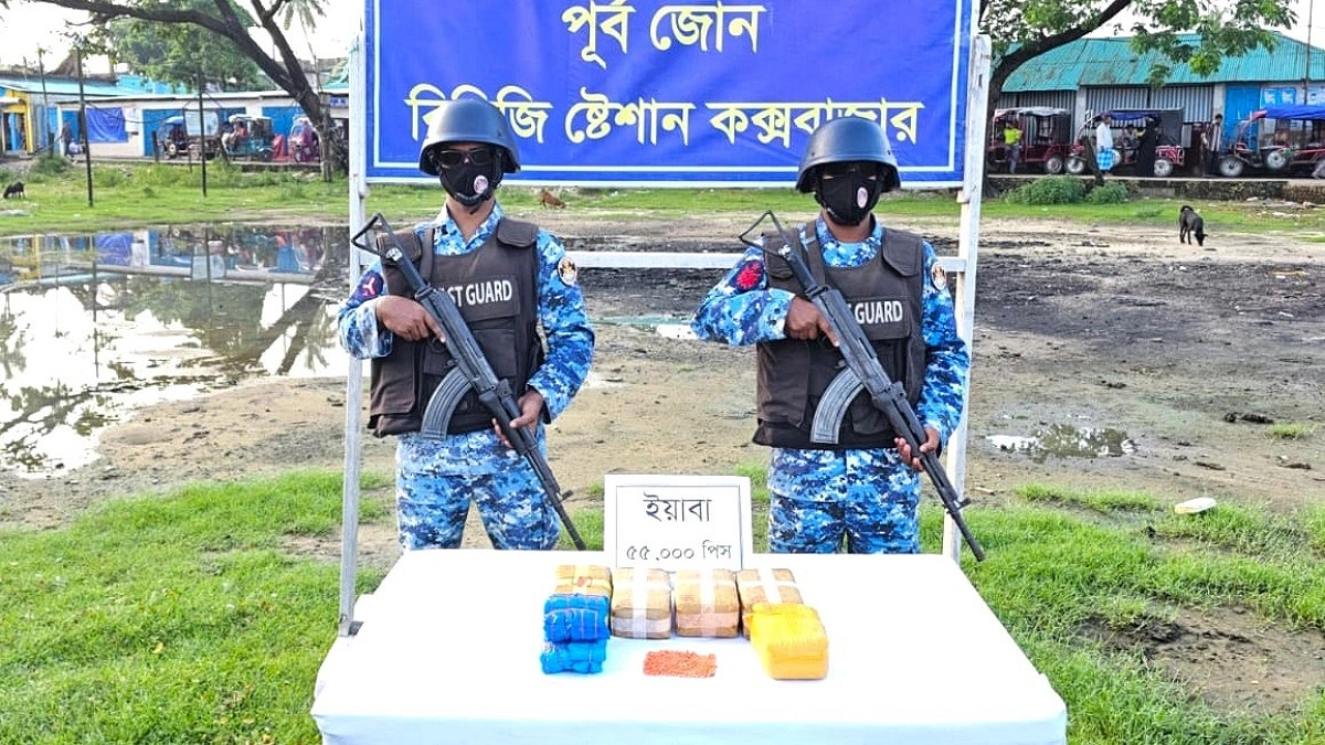 তালাবদ্ধ ফ্ল্যাটে মিলল ৫৫ হাজার ইয়াবা
