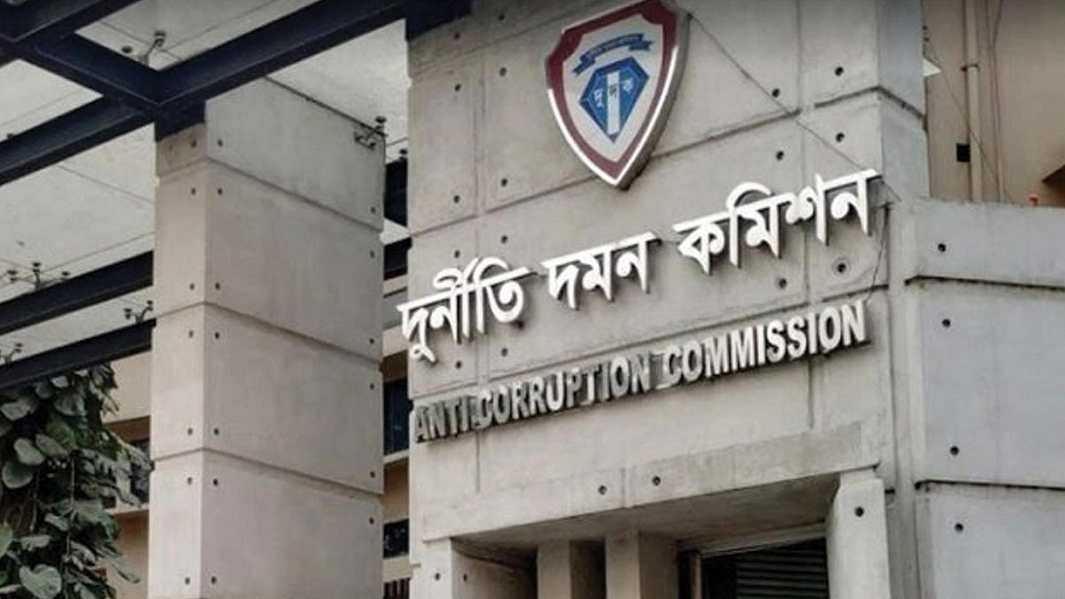 দুদকের ভরসা  ‘সন্দেহজনক লেনদেন’