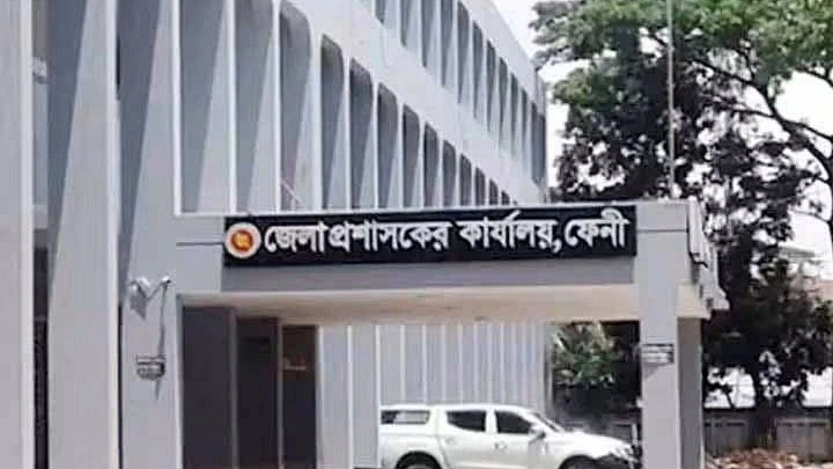 সন্ধ্যার পর স্কুলশিক্ষার্থীদের ঘোরাঘুরি না করতে মাইকিং