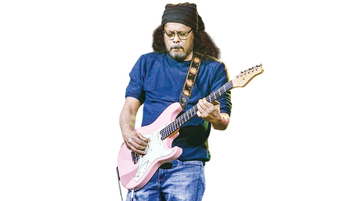 দুই মহাদেশে ৯ কনসার্ট