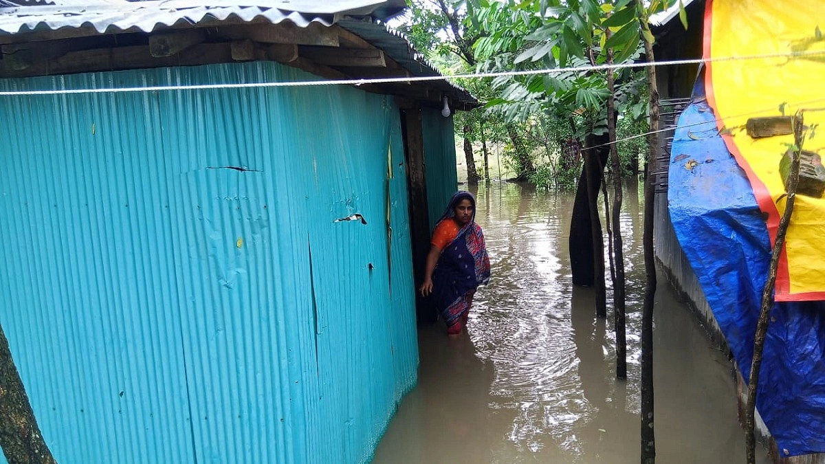 টানা বর্ষণে পানির নিচে হাতিয়া, কৃষি-মৎস্য খাতে ক্ষতির আশঙ্কা