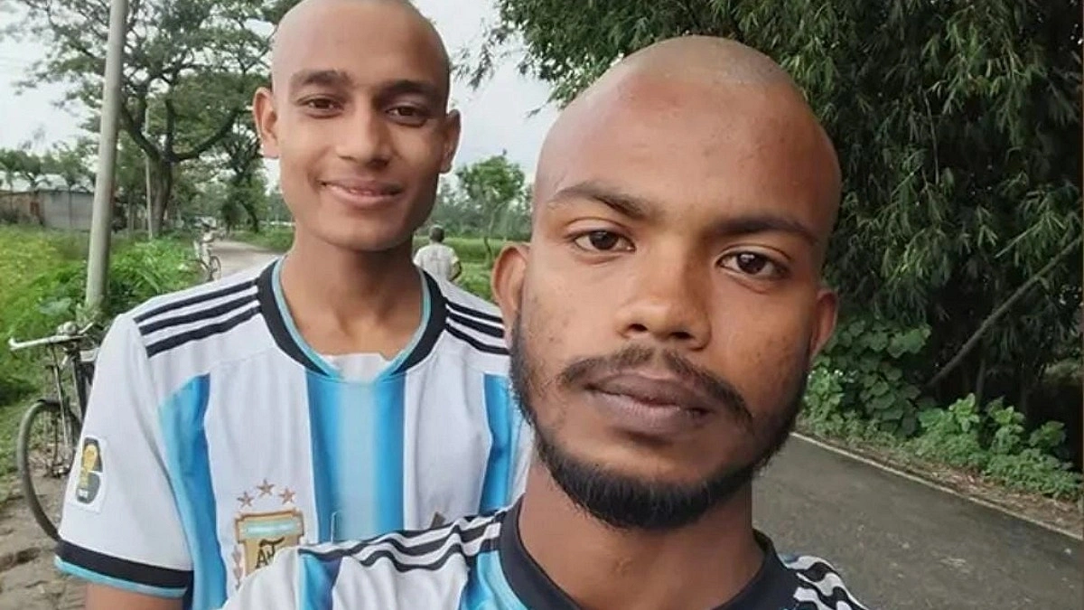 আর্জেন্টিনার হারে মাথা ন্যাড়া করে সমর্থন ছাড়লেন ২ যুবক