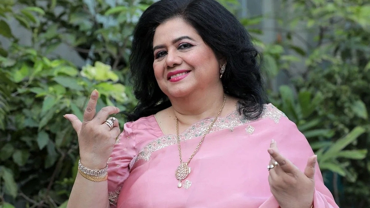 বন্যার্তদের জন্য গাইবেন রুনা লায়লা