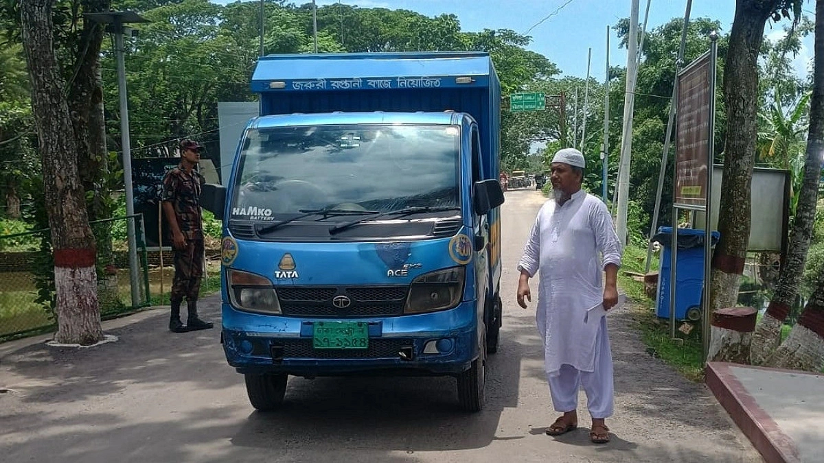 ত্রিপুরার মুখ্যমন্ত্রীর জন্য ৬০০ কেজি আম পাঠাল সরকার