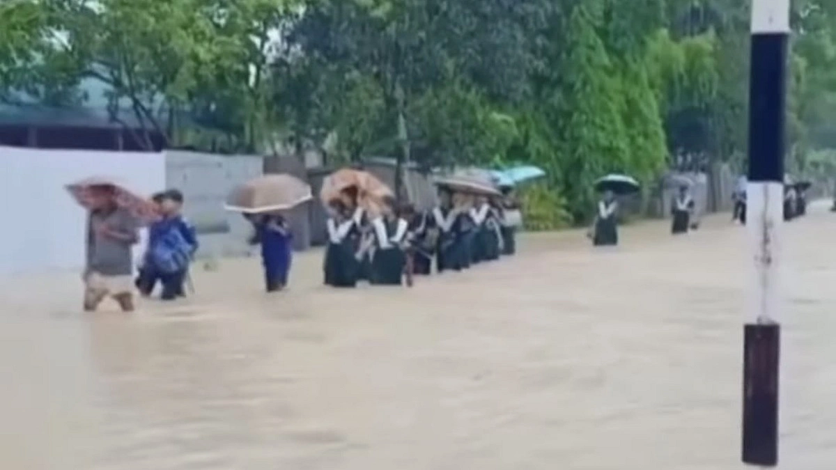 গভীর রাতে পরীক্ষা স্থগিতের ঘোষণা, বিপাকে শিক্ষার্থী-অভিভাবক