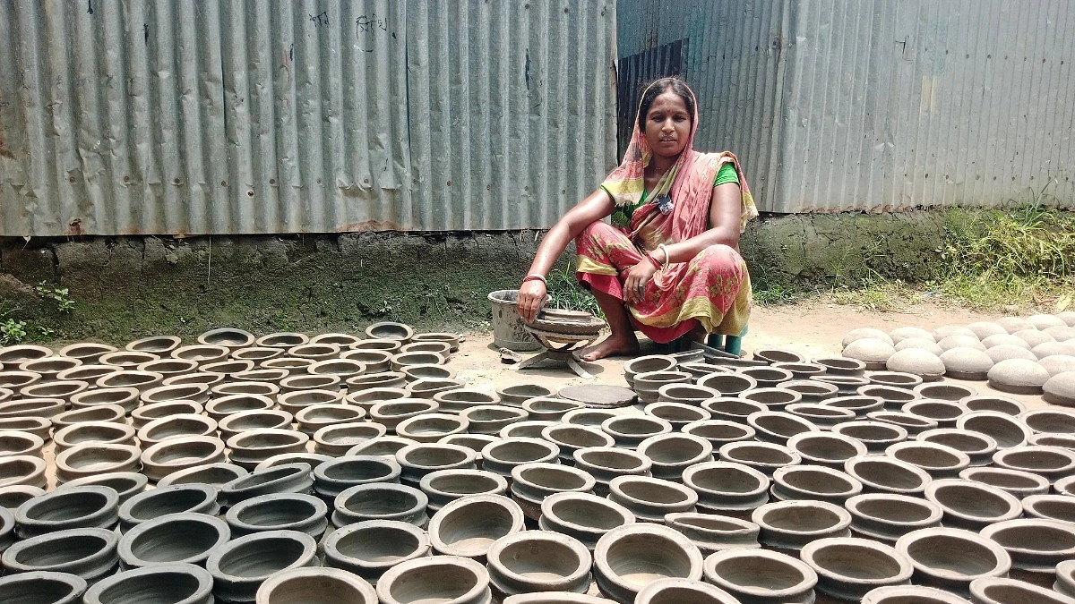 বিলীনের পথে মৃৎশিল্পের ঐতিহ্য
