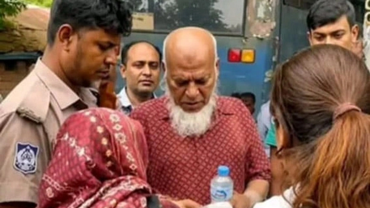 খুলনায় রাষ্ট্রদ্রোহ মামলায় আ. লীগ নেতা কারাগারে