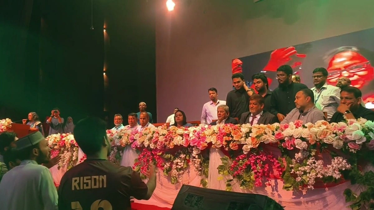নবীনবরণ বর্জন করল ছাত্রশিবির ও বৈছাআ