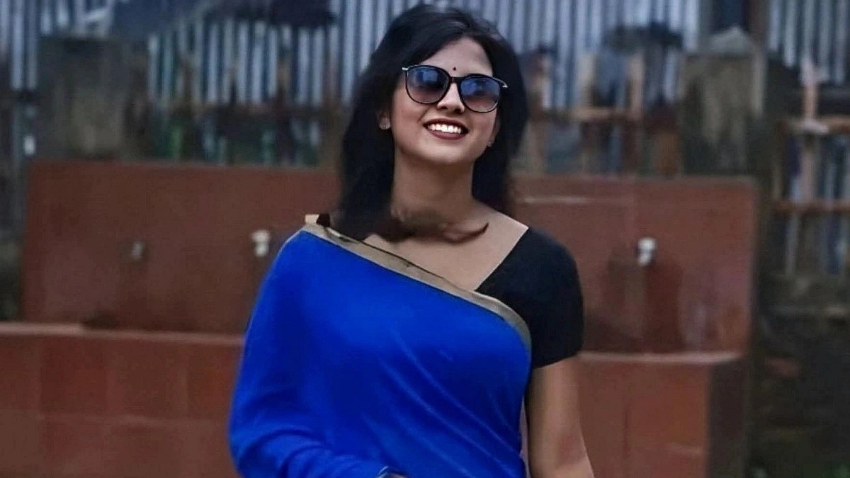 সেই স্কুলশিক্ষিকা বললেন, ‘সবাই পাশে দাঁড়িয়েছেন, আমি কৃতজ্ঞ’