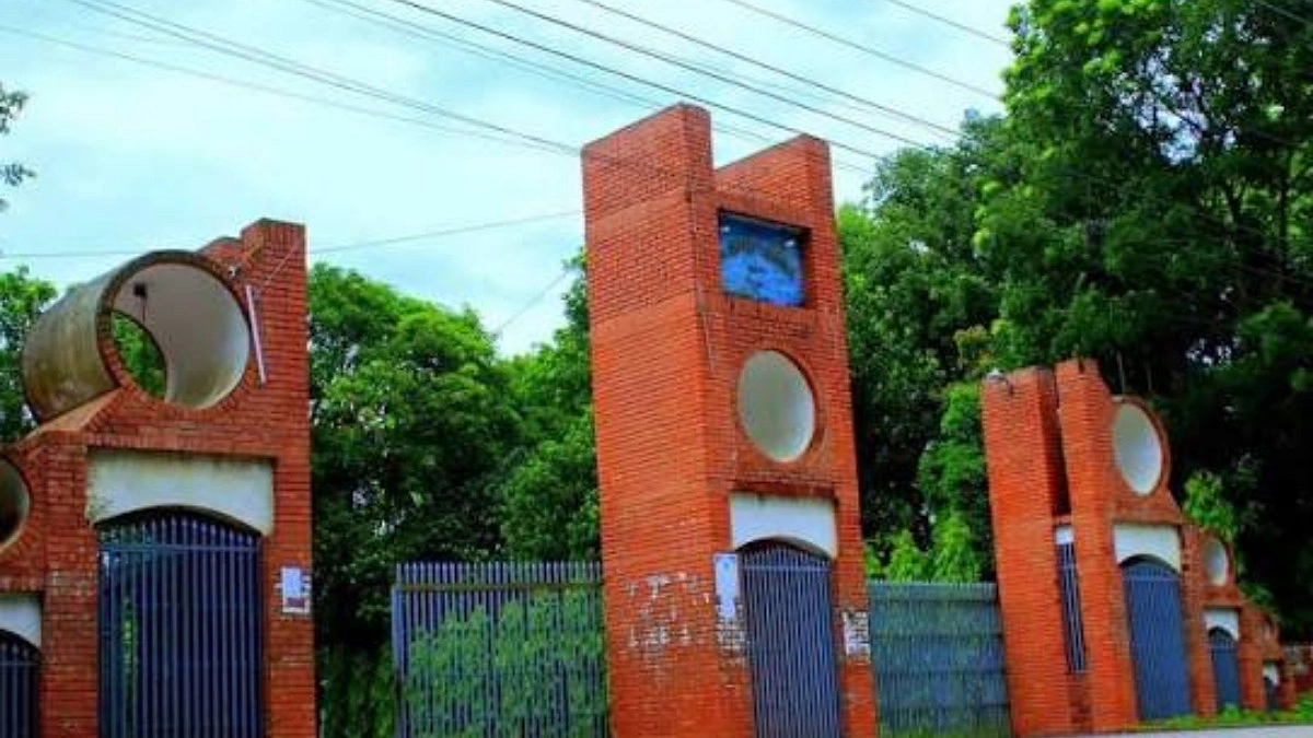 আর্জেন্টিনা-মিশর ম্যাচ দেখতে বসা নিয়ে সংঘর্ষ, আহত ১০