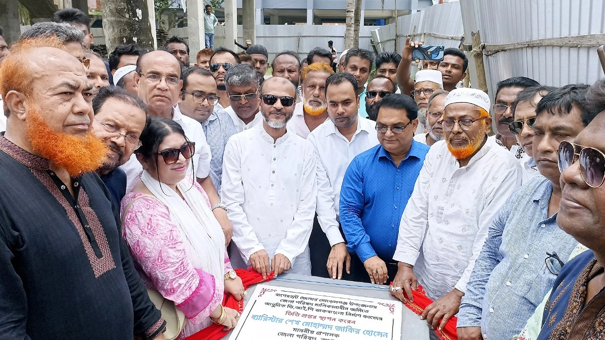 ‘প্রতিটি উন্নয়ন প্রকল্পের সঙ্গে বৃক্ষরোপণকে সম্পৃক্ত করা প্রয়োজন’