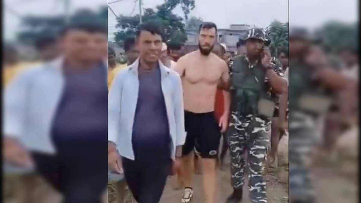 নেপাল সীমান্তে আটক মার্কিন নাগরিক, ছিল না পাসপোর্ট