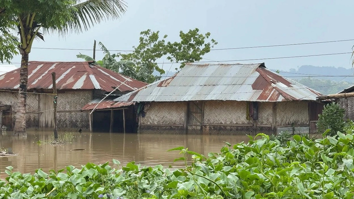 সপ্তাহ ধরে পানিবন্দি লাইল্যাঘোনা, দুর্ভোগে দুই শতাধিক পরিবার