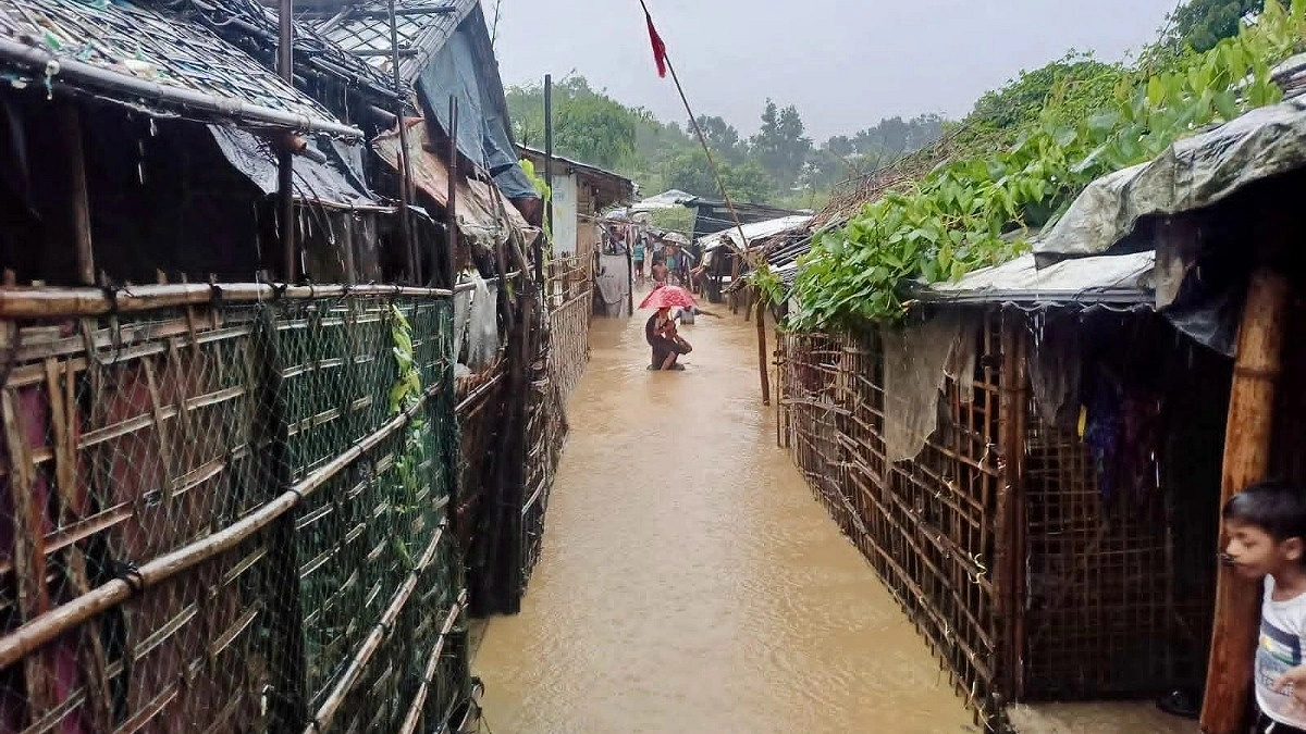 রোহিঙ্গা ক্যাম্পে মানবিক সংকট, তিন দিনে থামল ১০ জনের প্রাণ