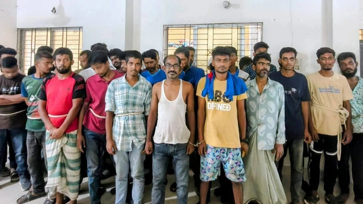 টঙ্গীতে পুলিশের অভিযানে গ্রেপ্তার ৪১