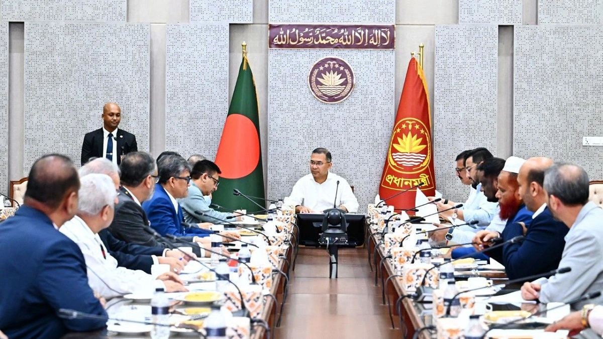 চা শিল্প চাঙা করতে প্রধানমন্ত্রীর আশ্বাস, কমিটি গঠন