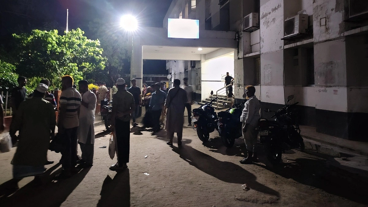 টর্চ জ্বালিয়ে ভাঙ্গায় দুই গ্রামের সংঘর্ষে নিহত ১, আহত ২০